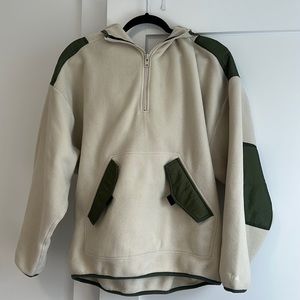 Aritzia TNA Fleece Hoodie Sweatshirt